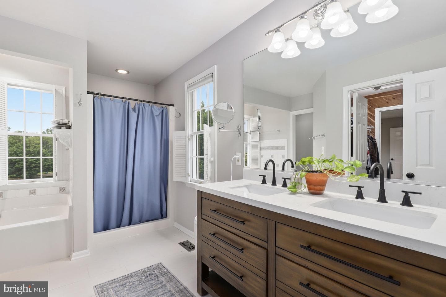 3301 Tudor Court photo 23