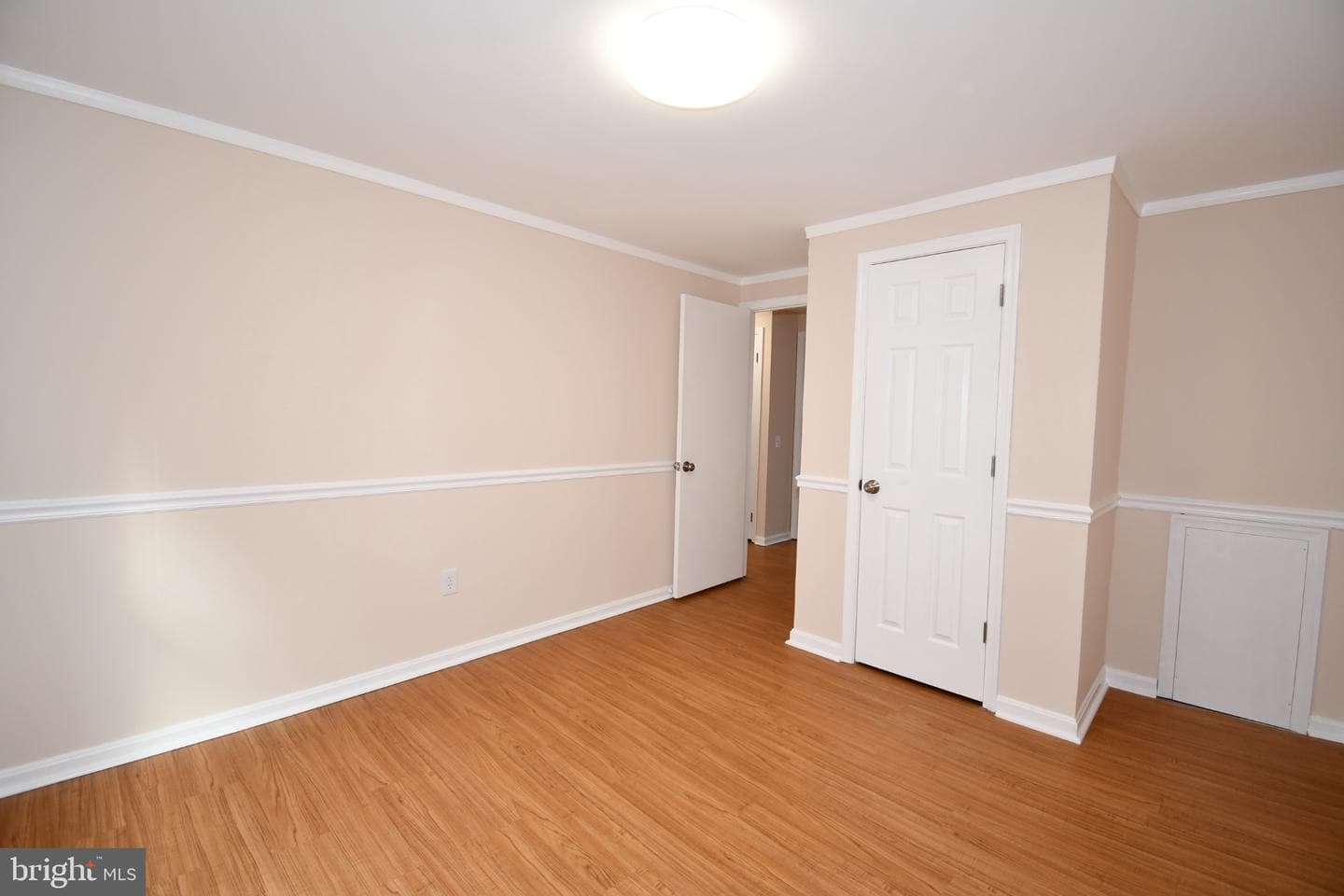 1666 Colonial Way photo 38