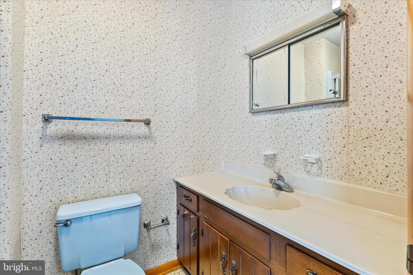 12 Caroline Drive photo 29