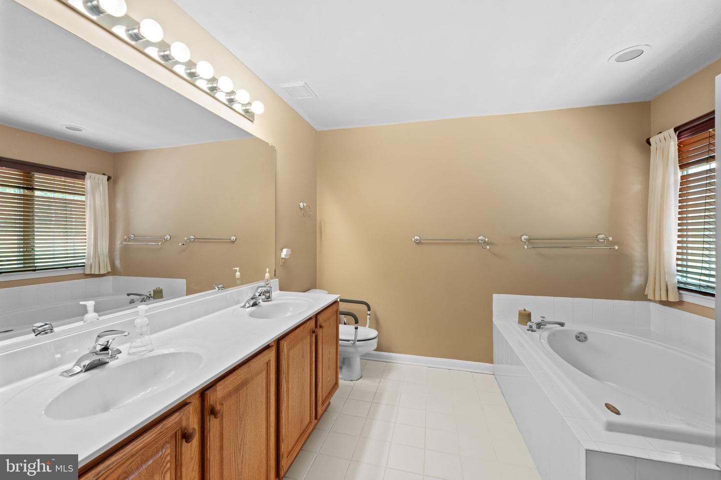4036 Lomar Drive photo 23