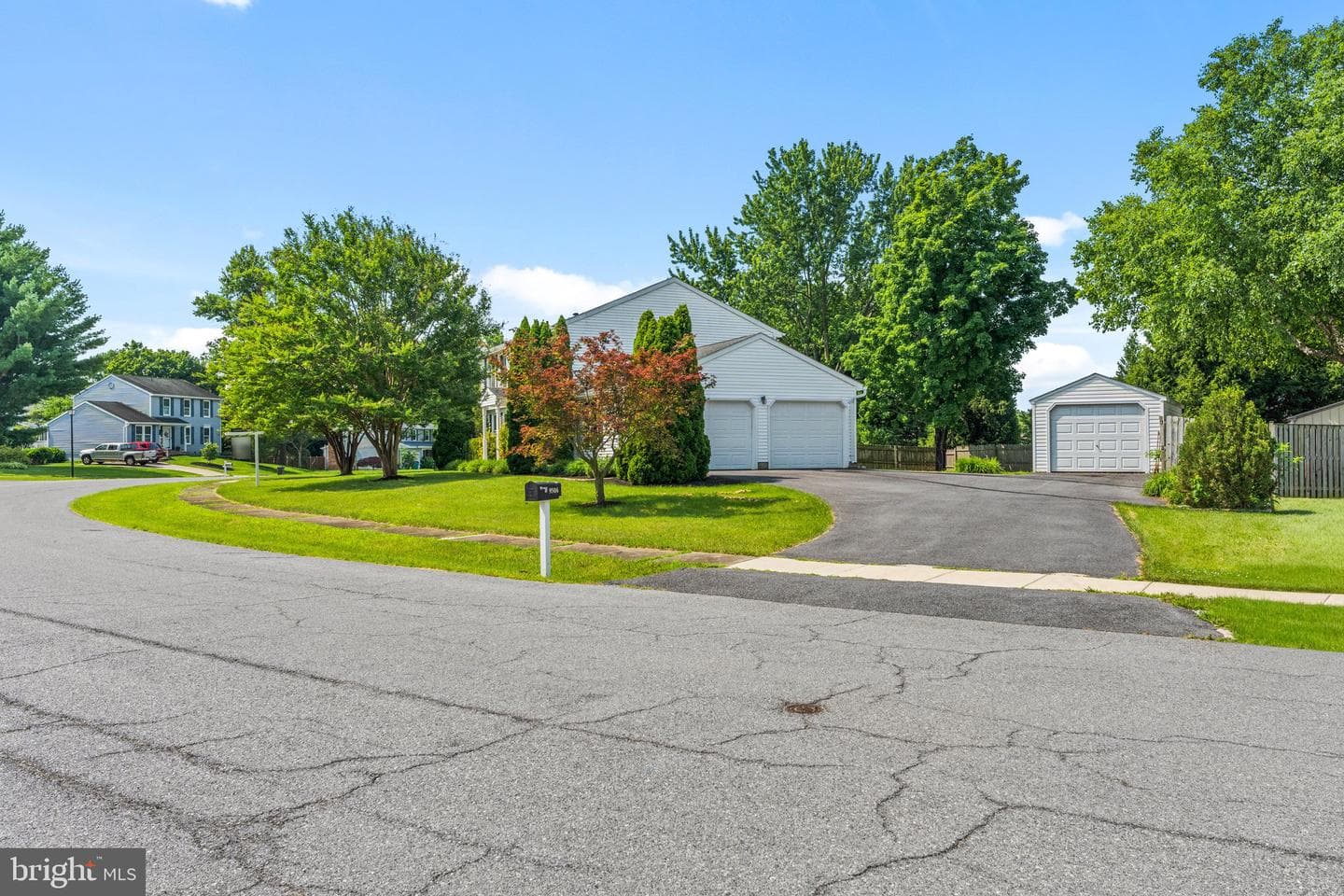 9506 Glade Avenue photo 49
