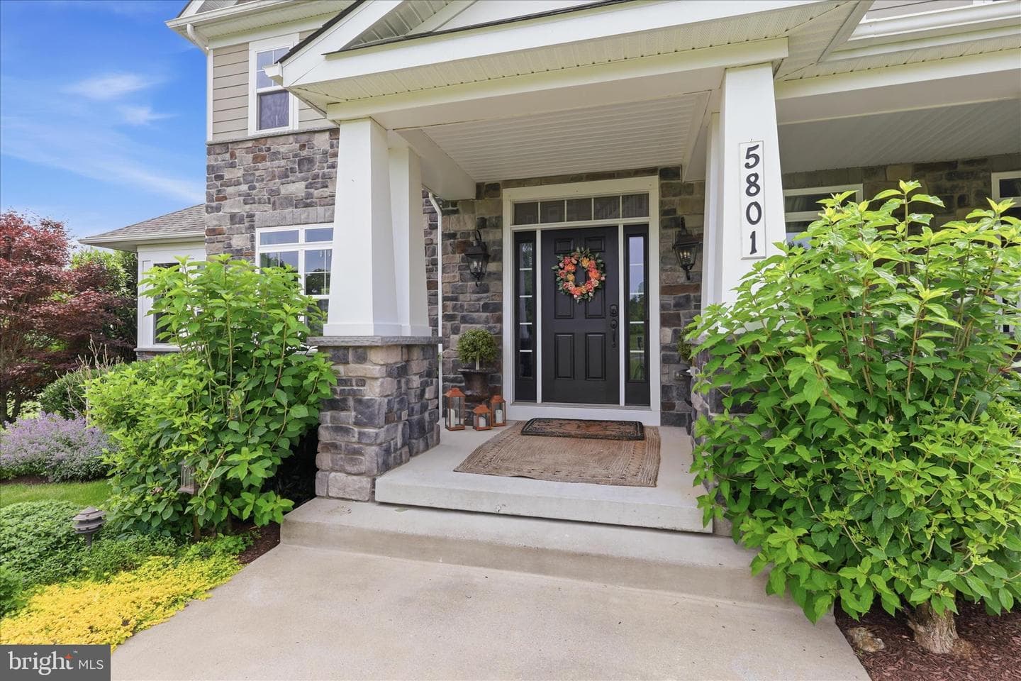 5801 Iroquois Place photo 9