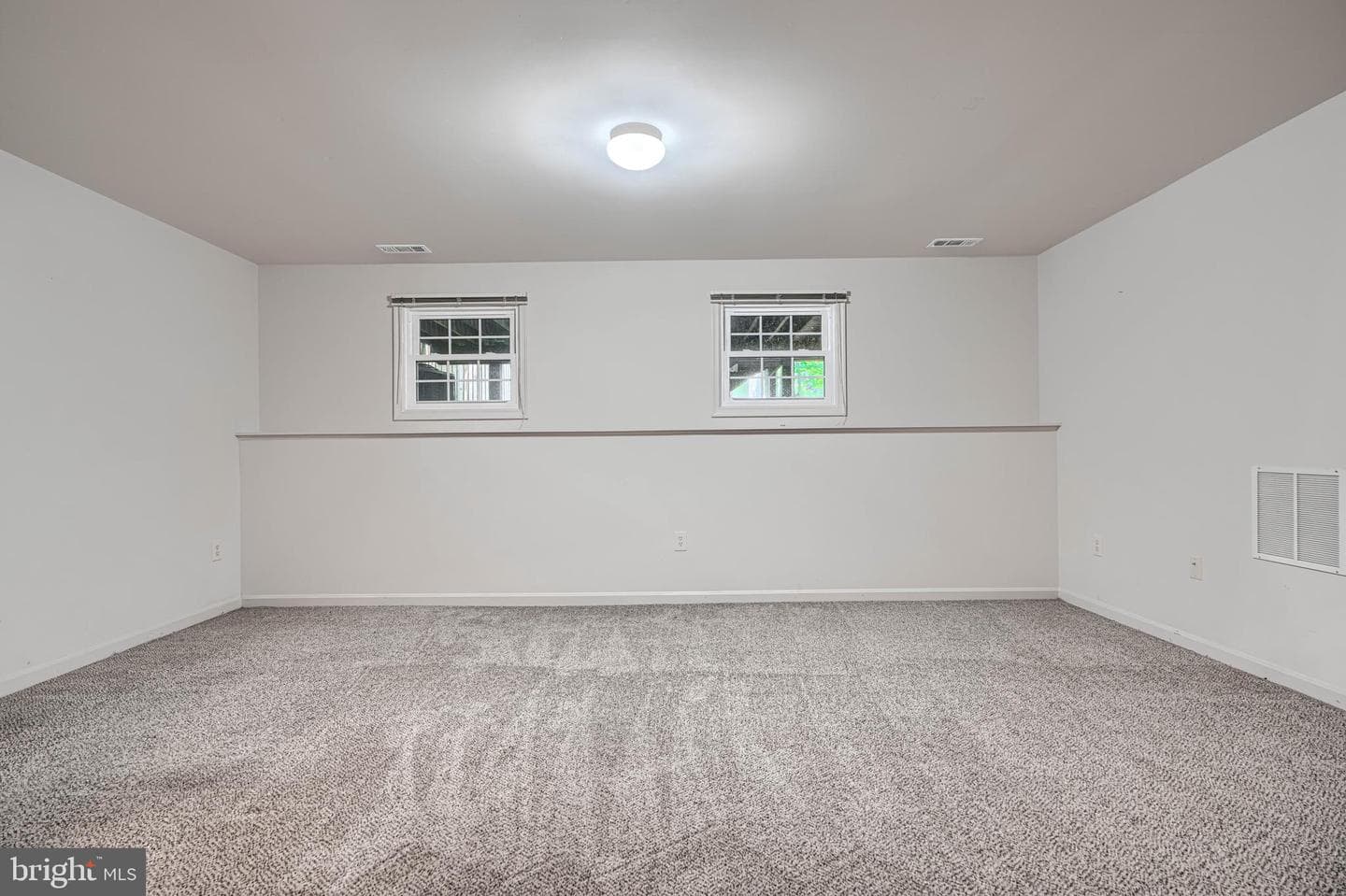 6635 Commodore Court photo 39