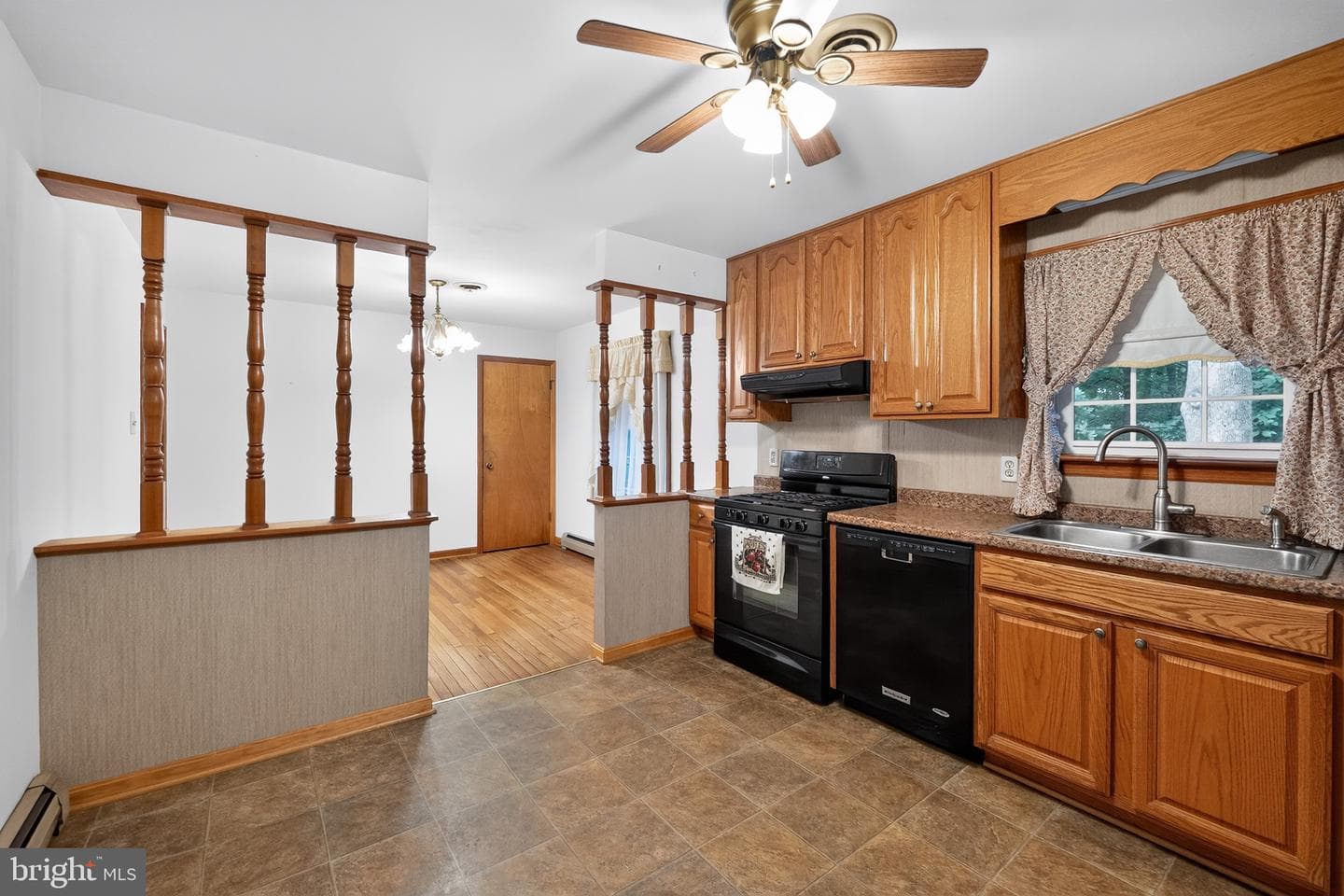 9810 Woodsboro Road photo 12