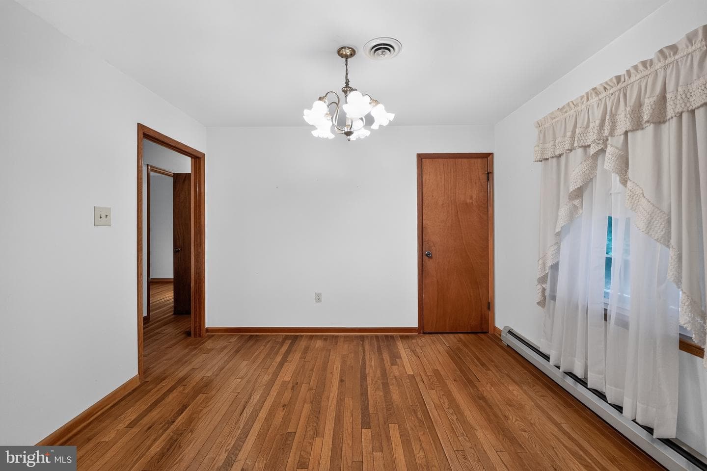 9810 Woodsboro Road photo 13