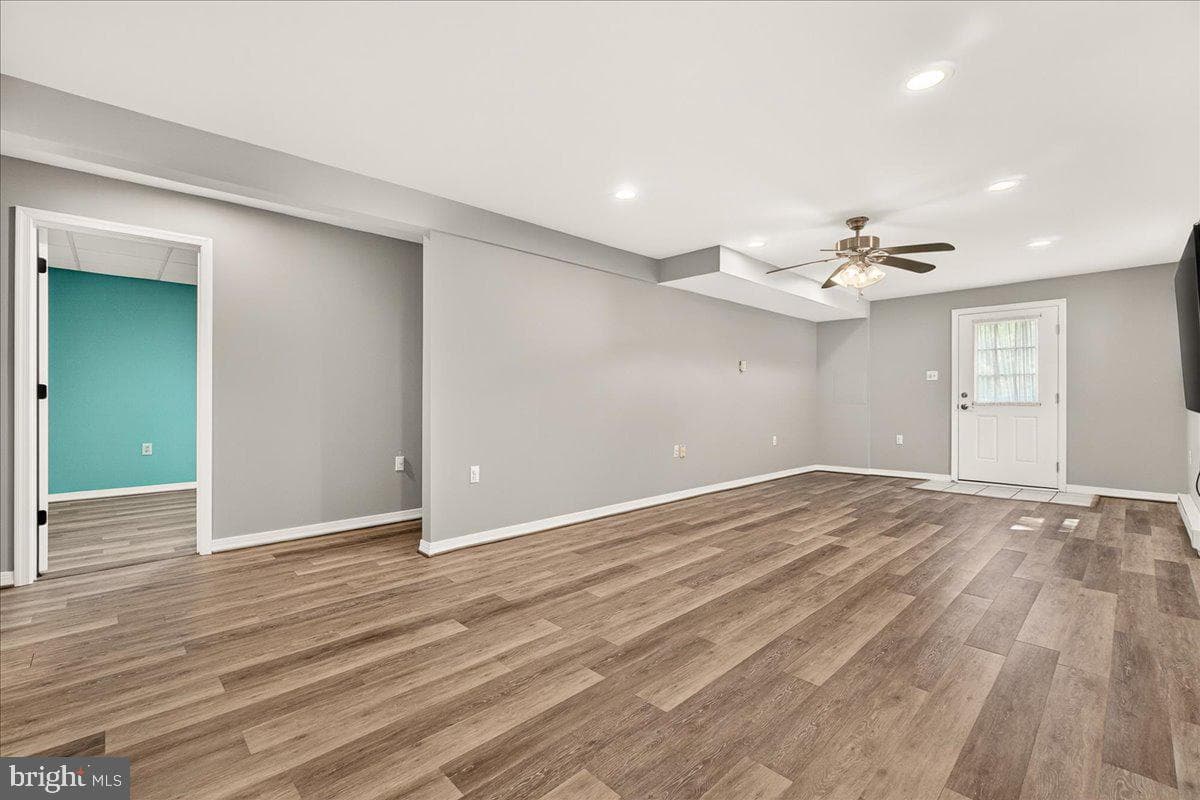 3997 Sugarloaf Court photo 17