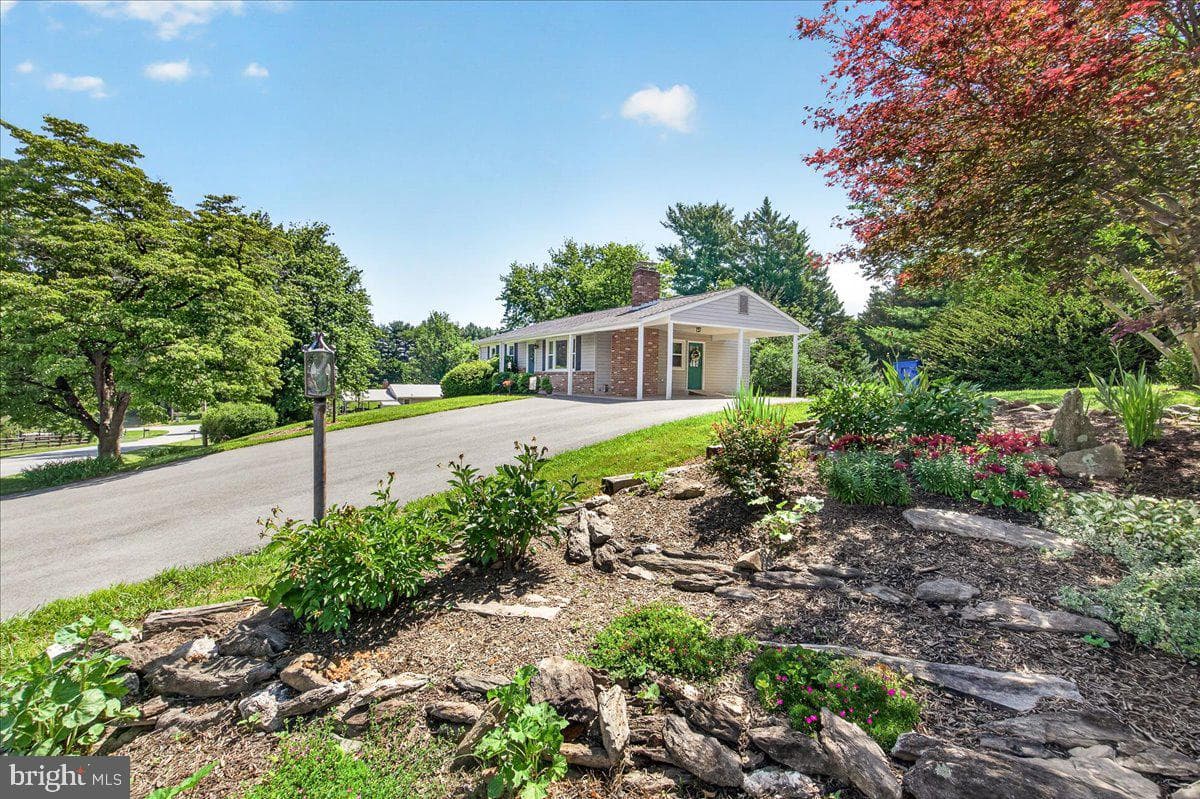 3997 Sugarloaf Court photo 31
