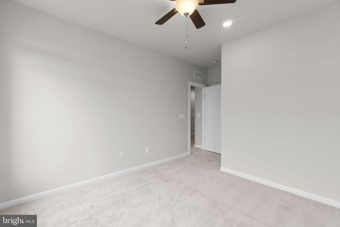 4942 Macdonough Place photo 30