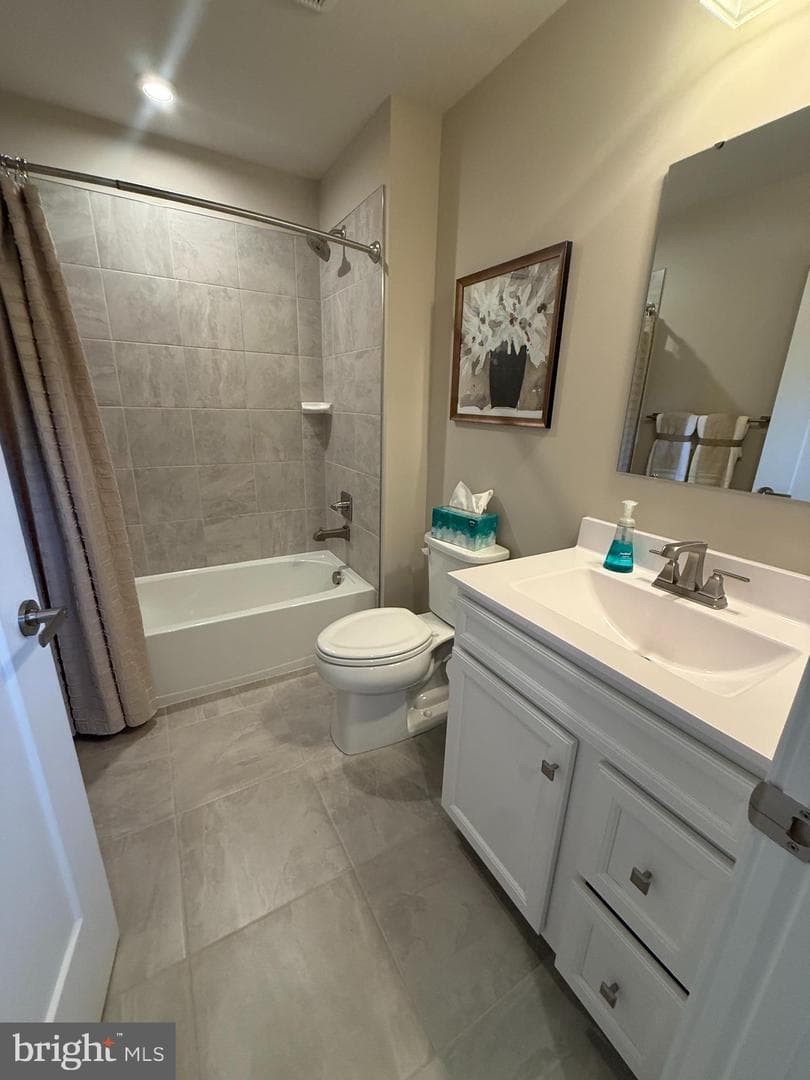2506 Crown Point Circle photo 18
