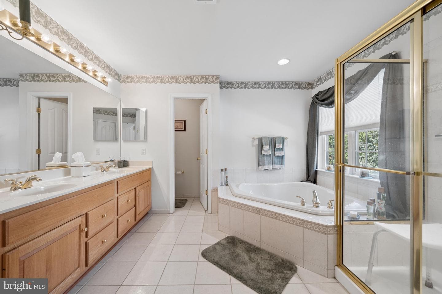 5811 Drexal Avenue photo 40