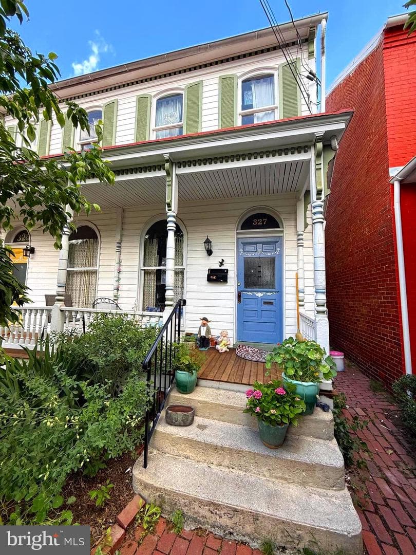 327 E 3rd Street