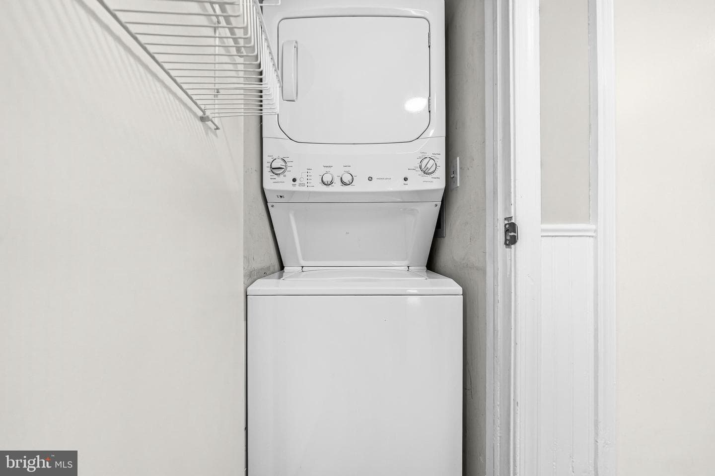 433 W South Street photo 16