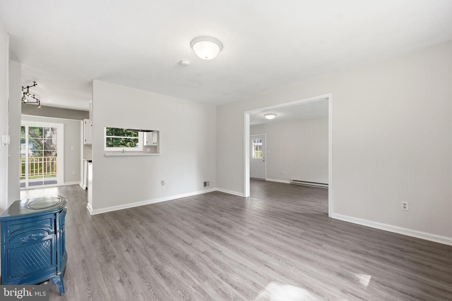 8215 Virginia Lane photo 8