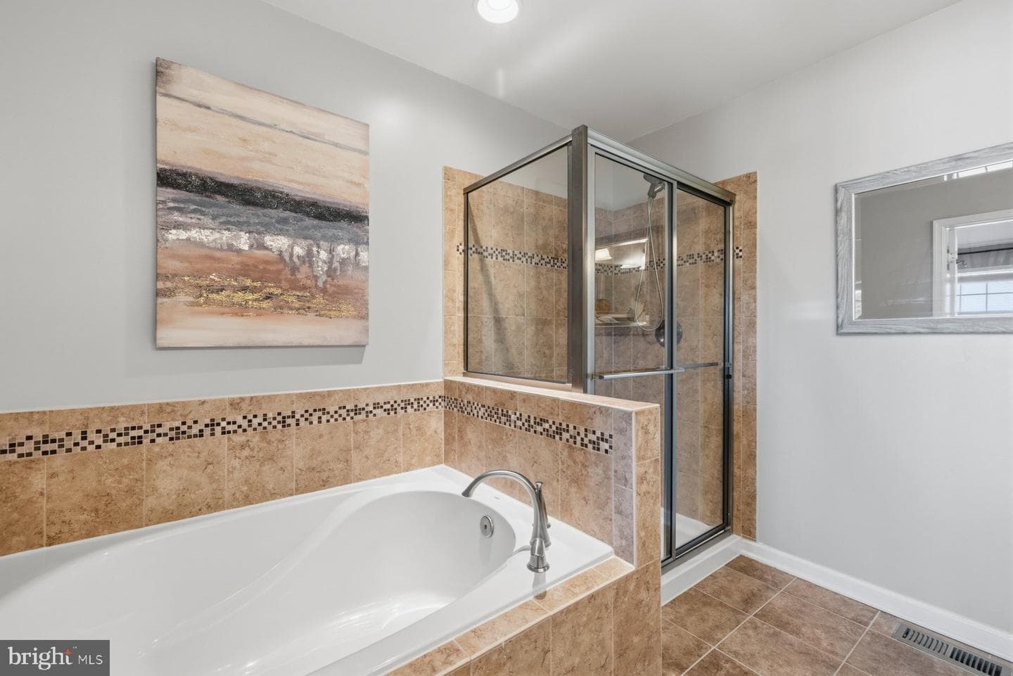 6393 Betty Linton Lane photo 32
