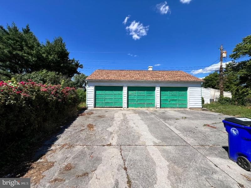 379 Pearl Street photo 4