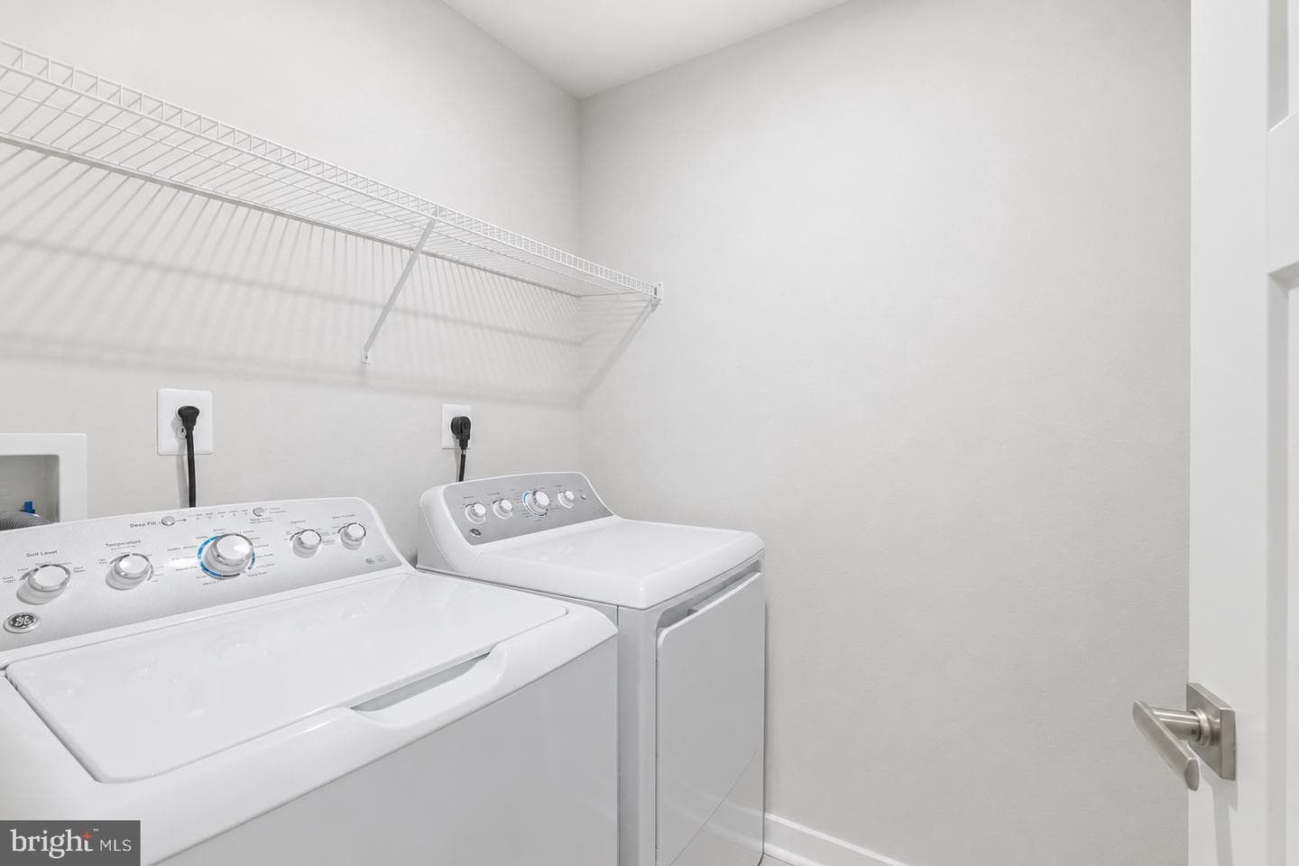 5311 Crape Myrtle Drive photo 6