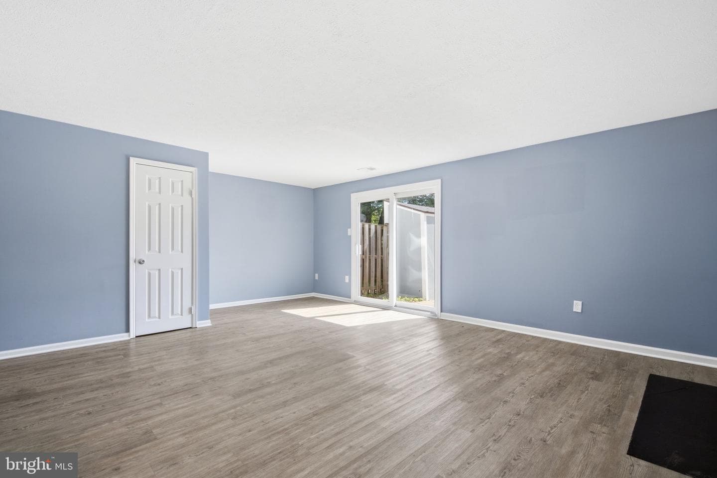 512 Riggs Court photo 6