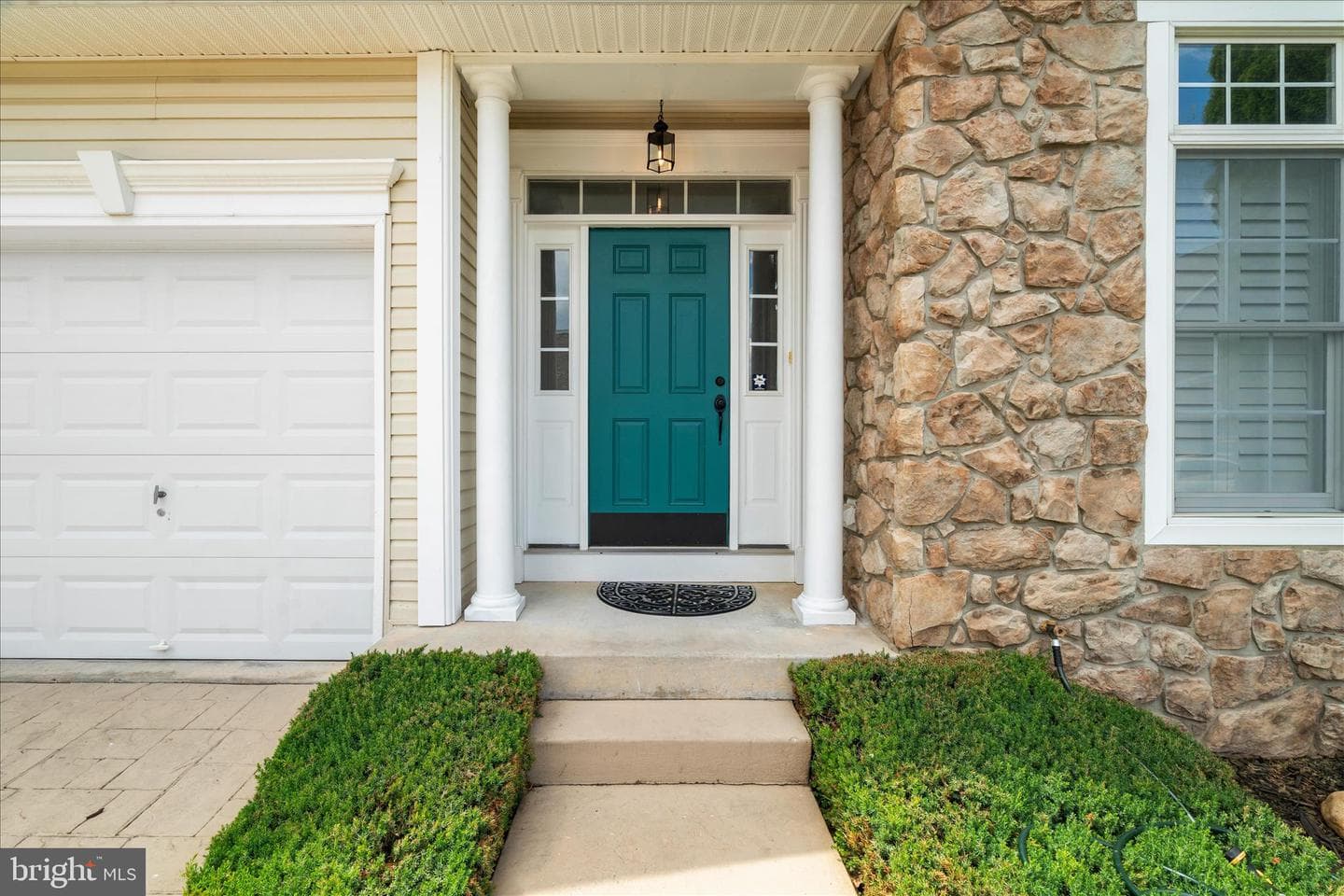 4 Lamar Ln, Middletown