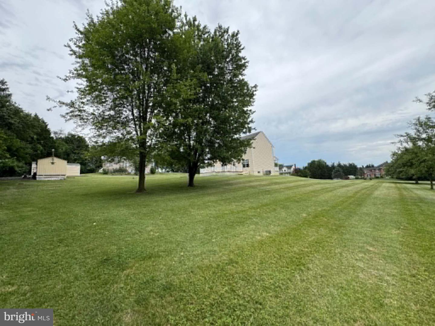 3826 Roundtree Road photo 4