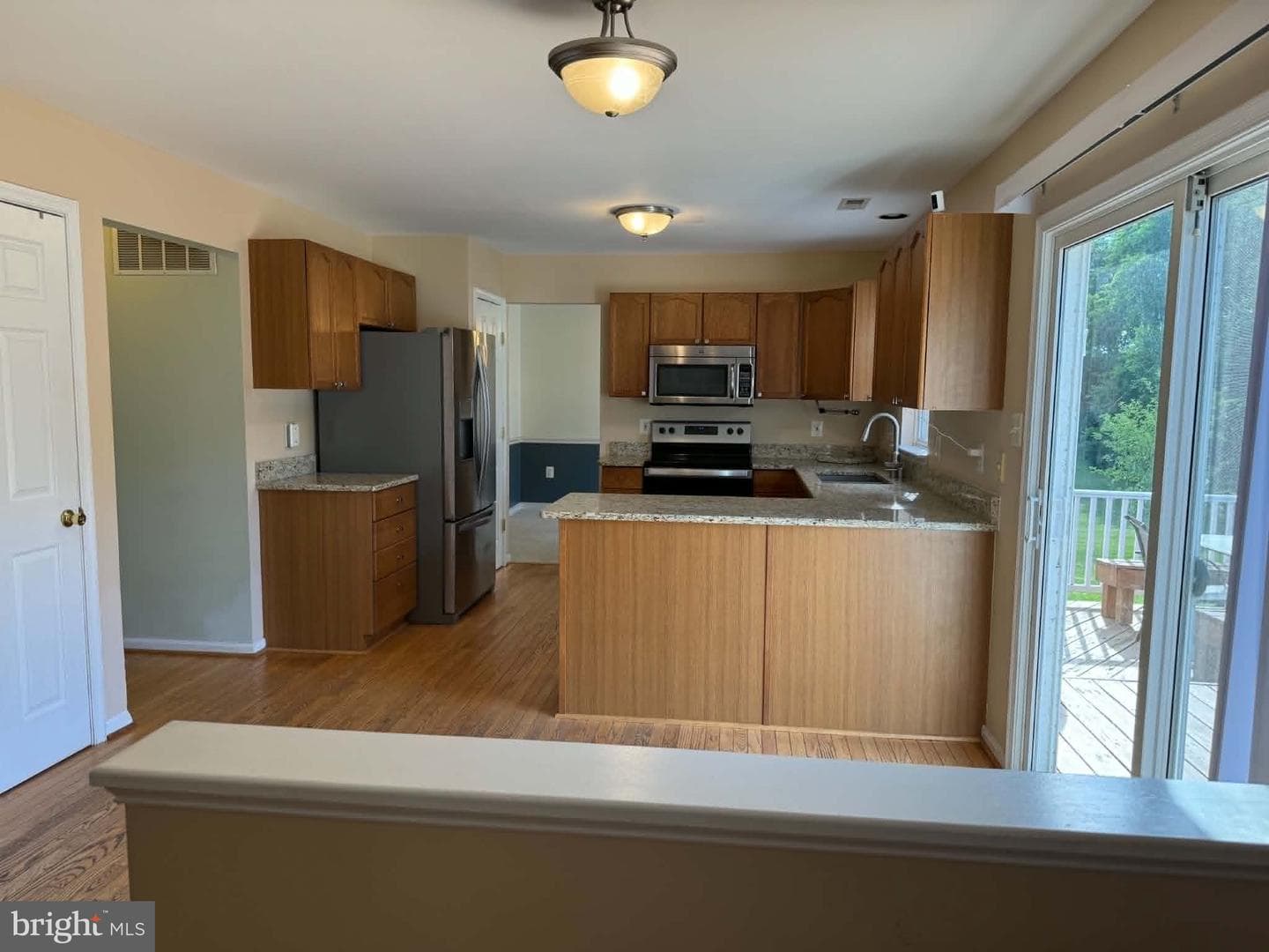 3826 Roundtree Road photo 9