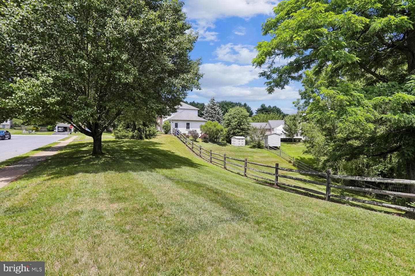 201 Westridge Drive photo 81