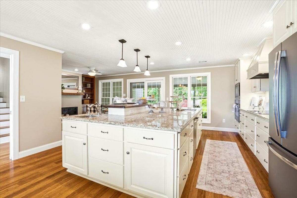 7331 Holter Road photo 11