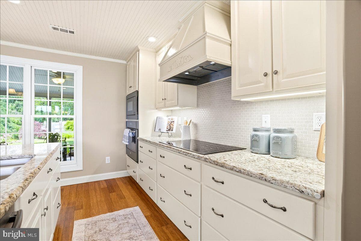 7331 Holter Road photo 12