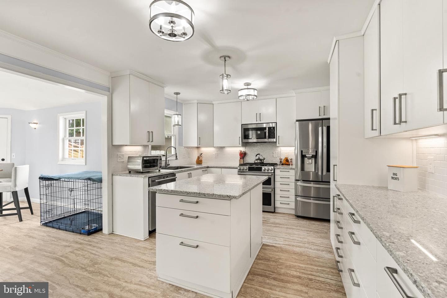 3265 Brockton Drive photo 4
