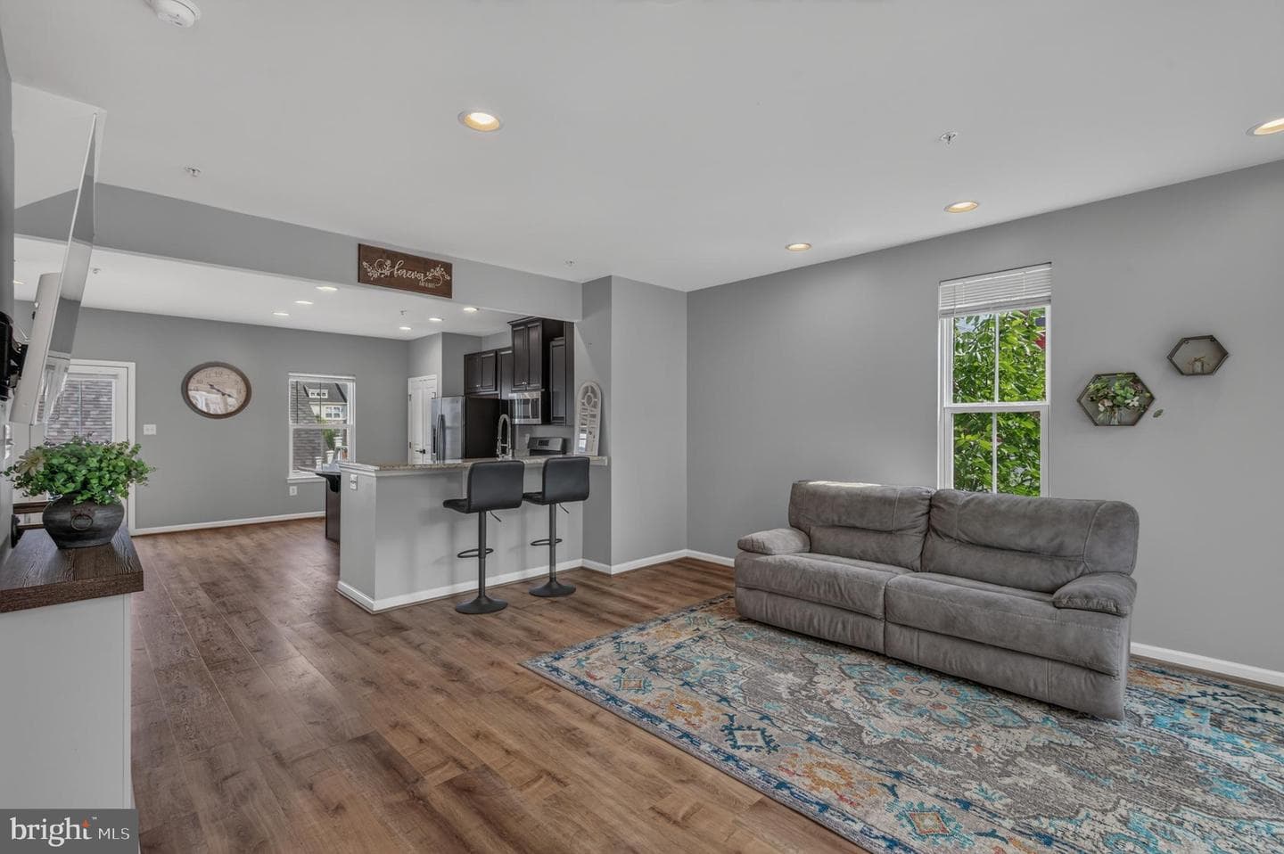 1317 Scheer Street photo 7