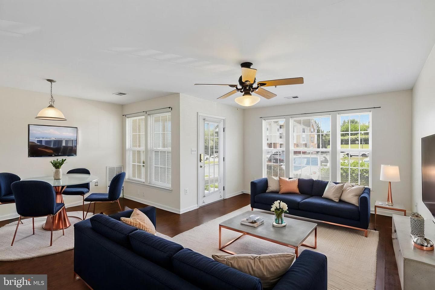 502 Bradley Court #d photo 6