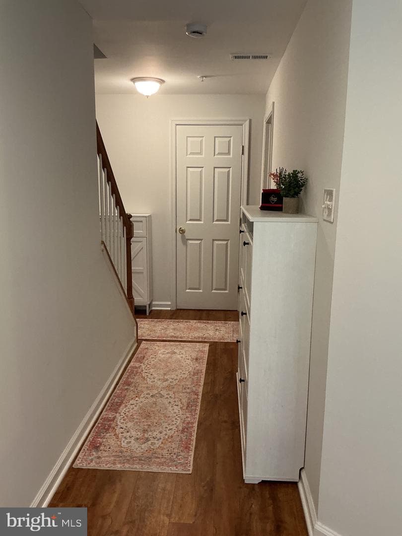 523 Ellison Court photo 40