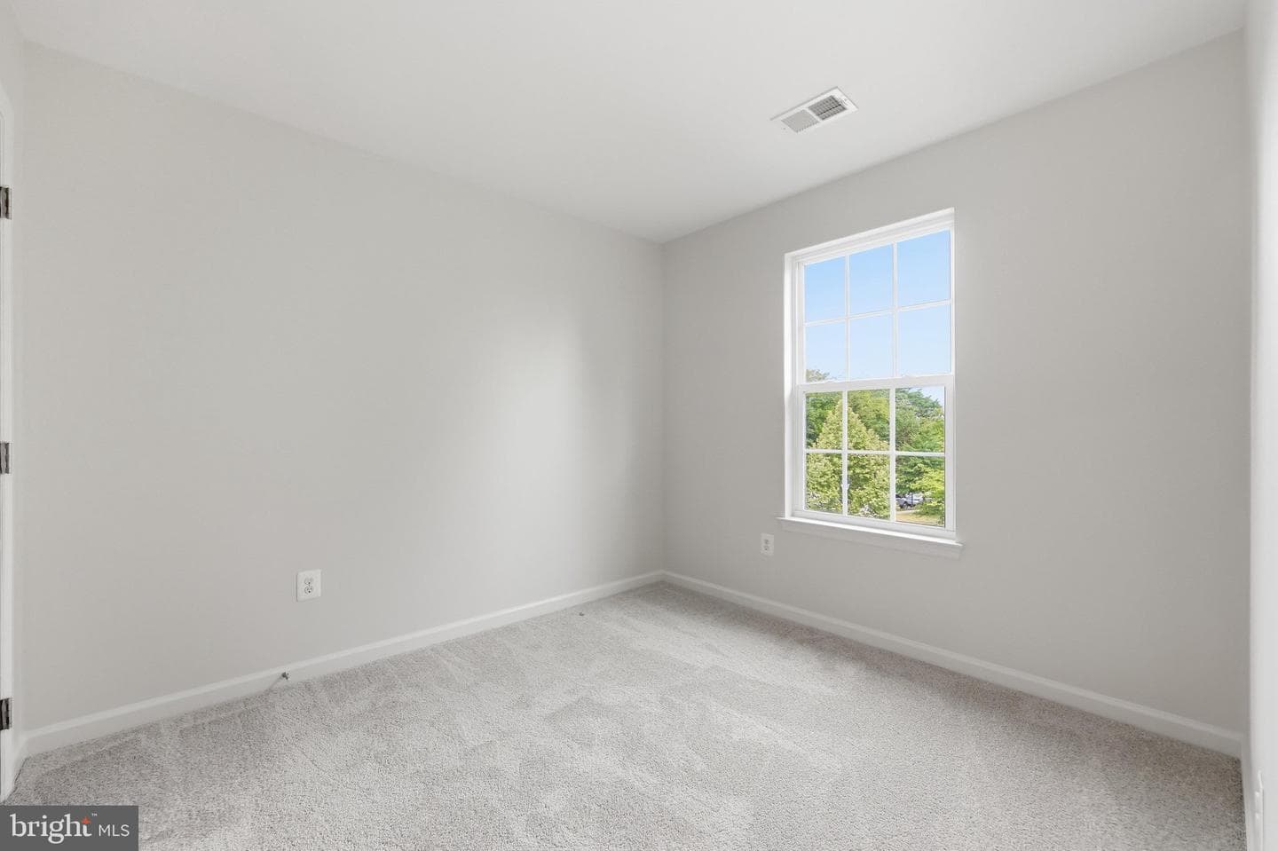 2075 Spring Run Circle photo 33