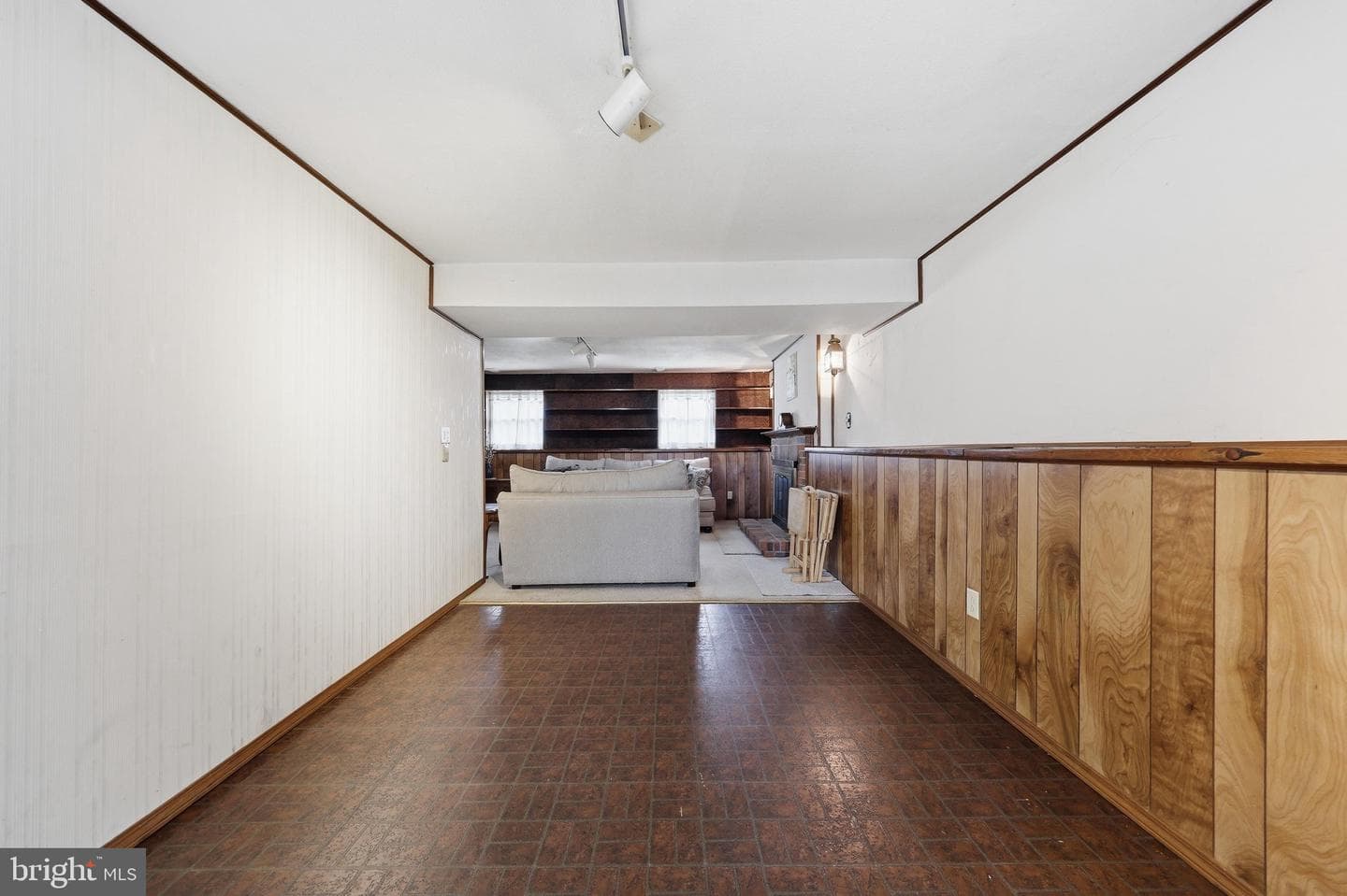 1595 Elmwood Court photo 34