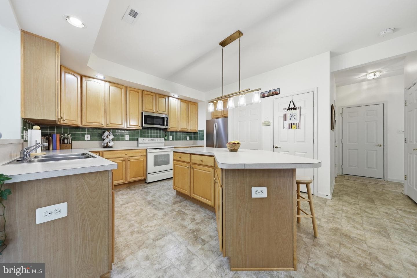 3934 Sweet Briar Lane photo 14