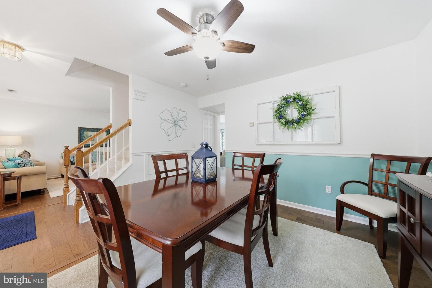 105 New Castle Court photo 8