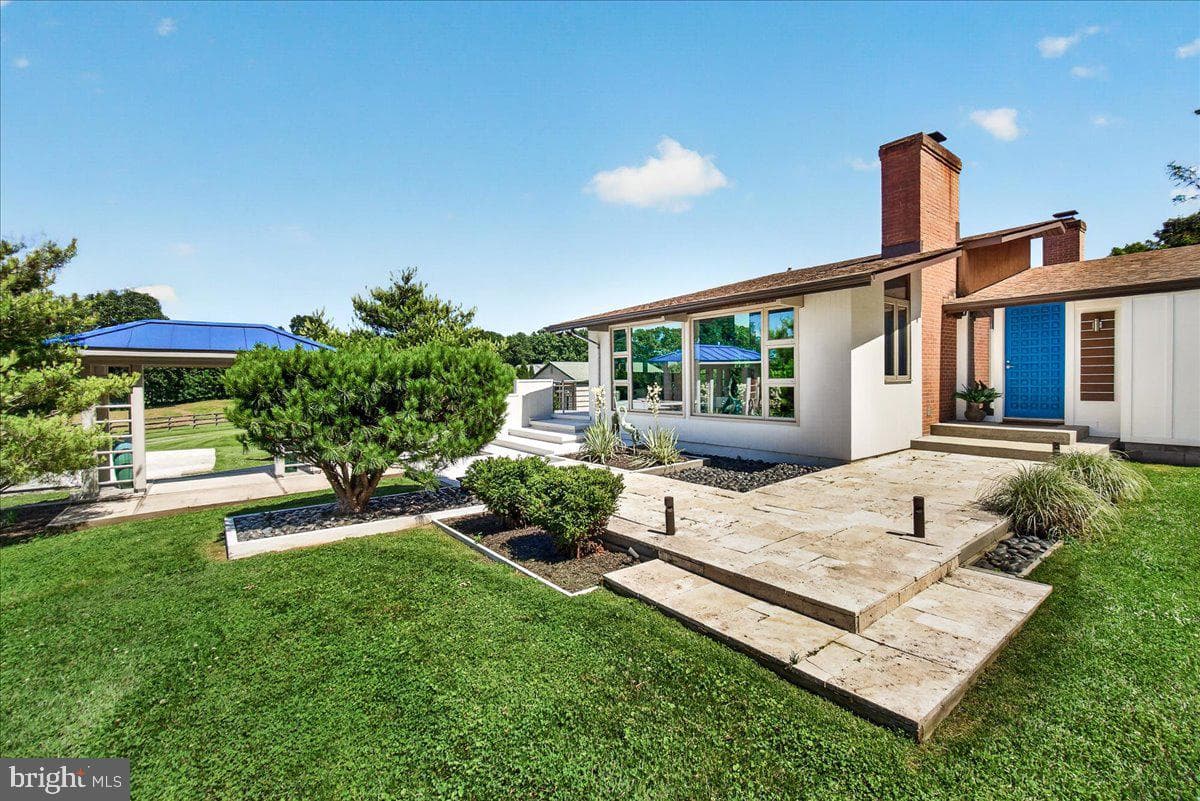 3160 Sumantown Road photo 3