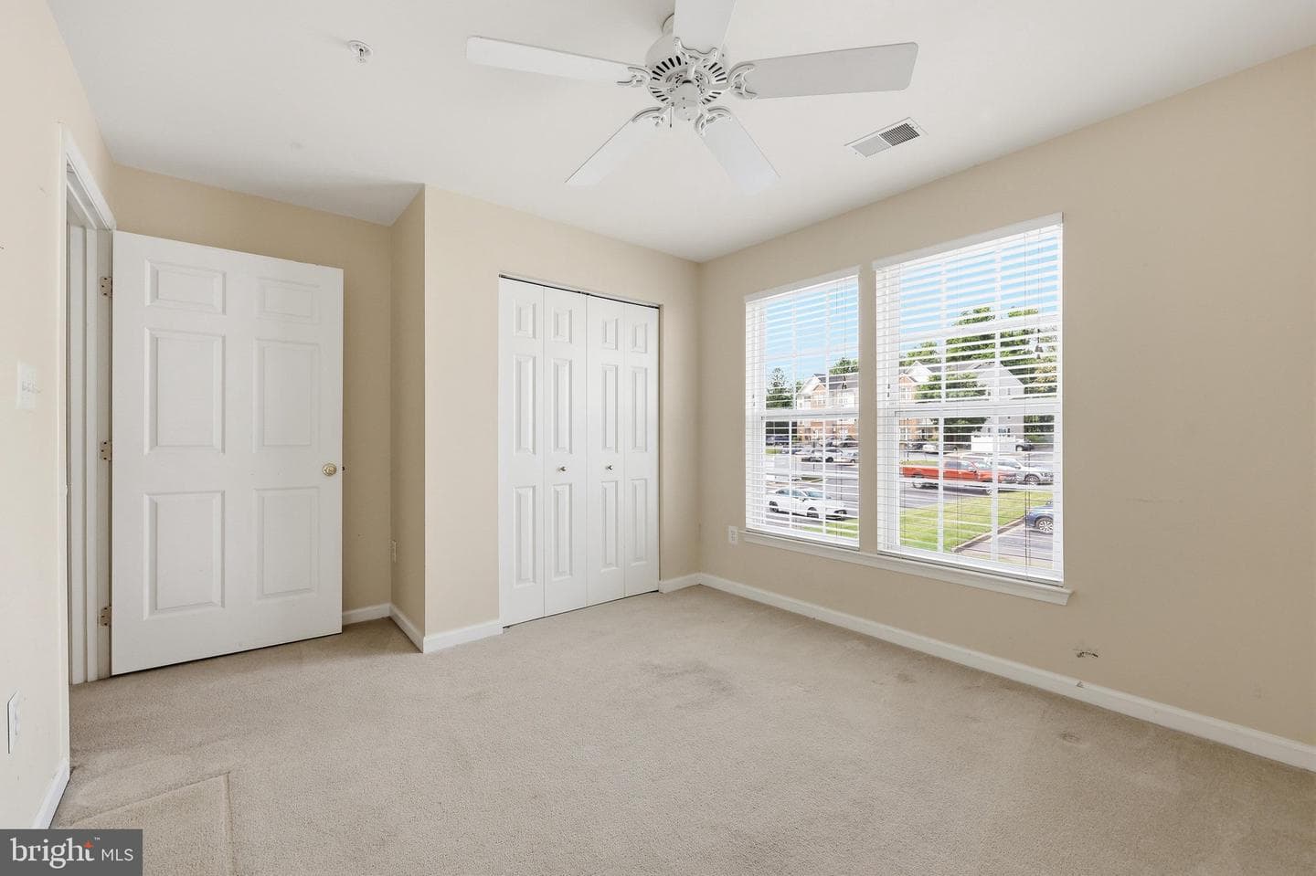 502 Leahy Court #2f photo 33