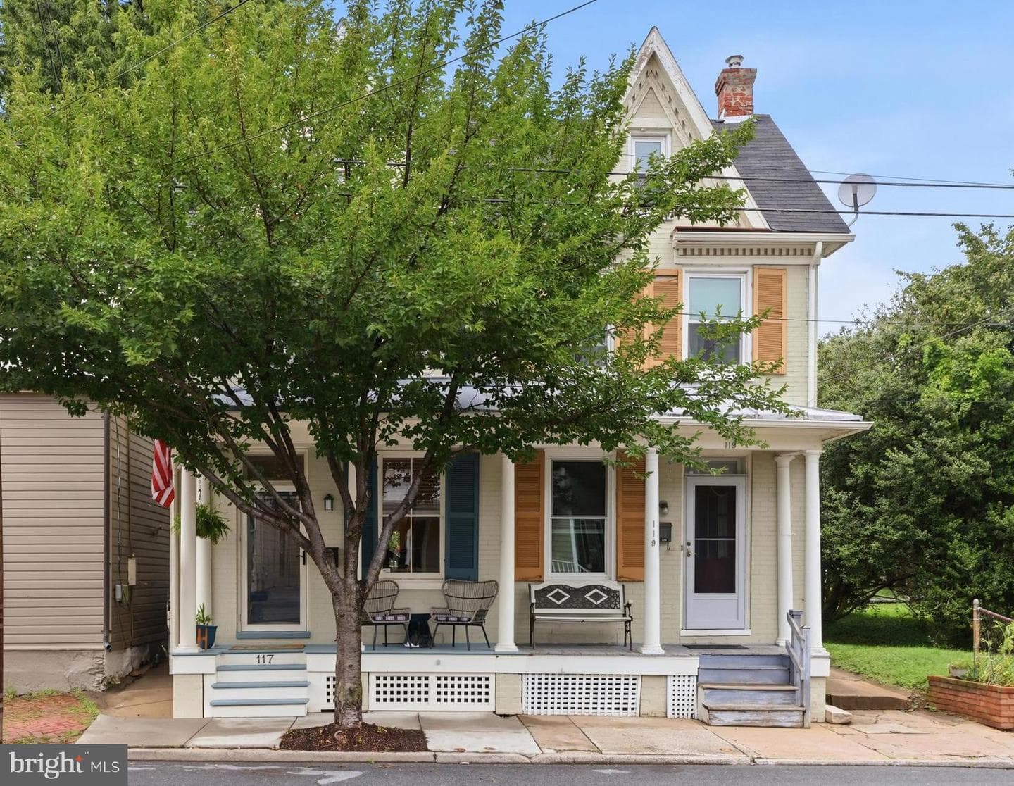 117 E 5th Street