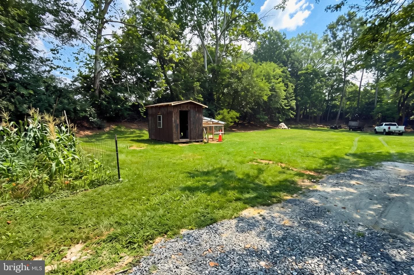9001 Hollow Road photo 32