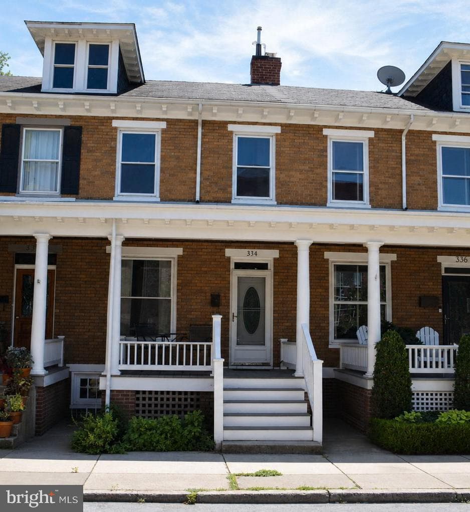 334 Park Avenue photo 1