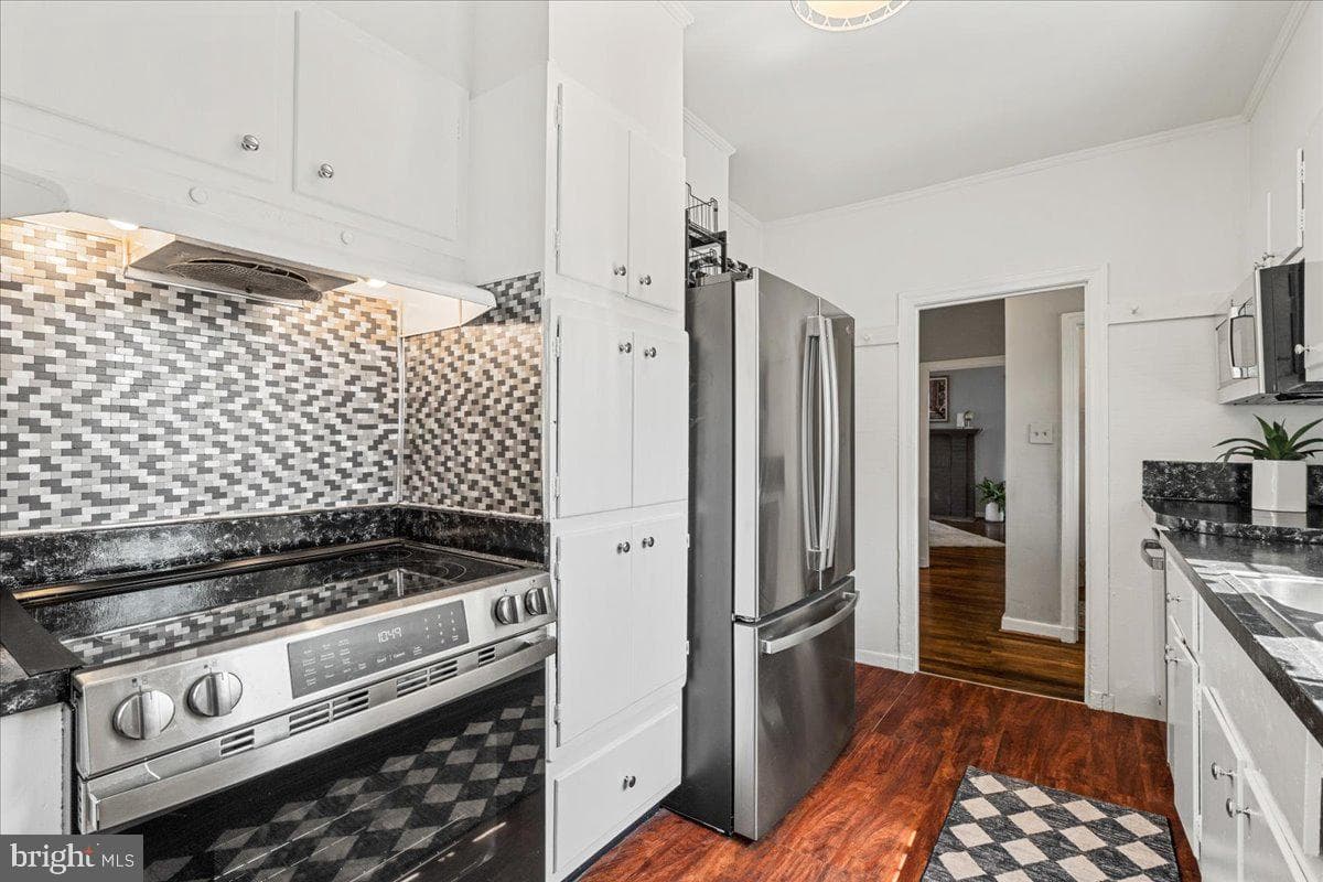 1606 N Market Street photo 16