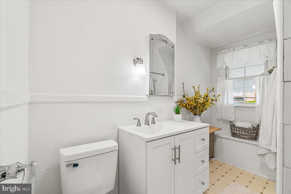 1606 N Market Street photo 26