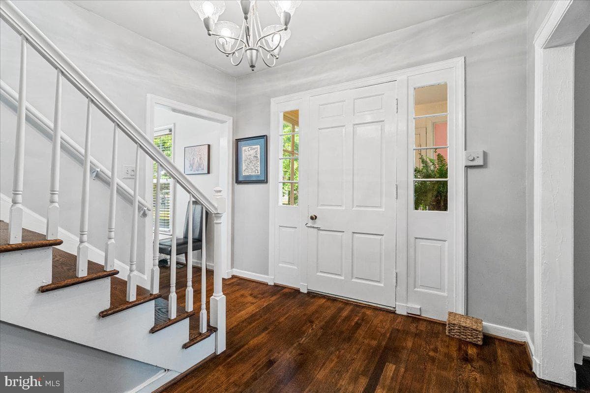 1606 N Market Street photo 4