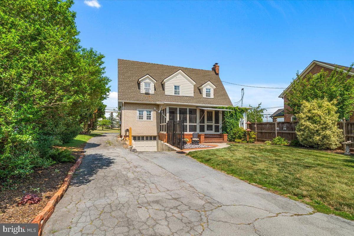 1606 N Market Street photo 43
