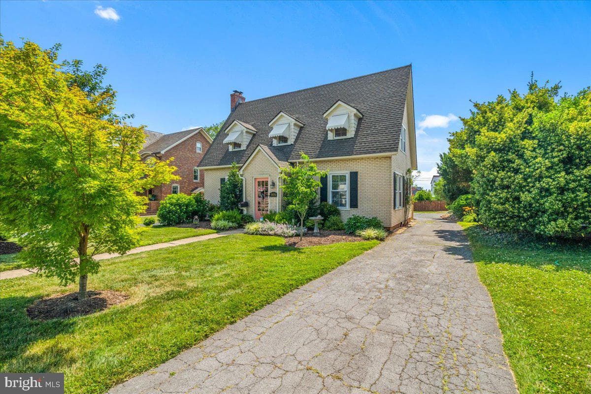 1606 N Market Street photo 60