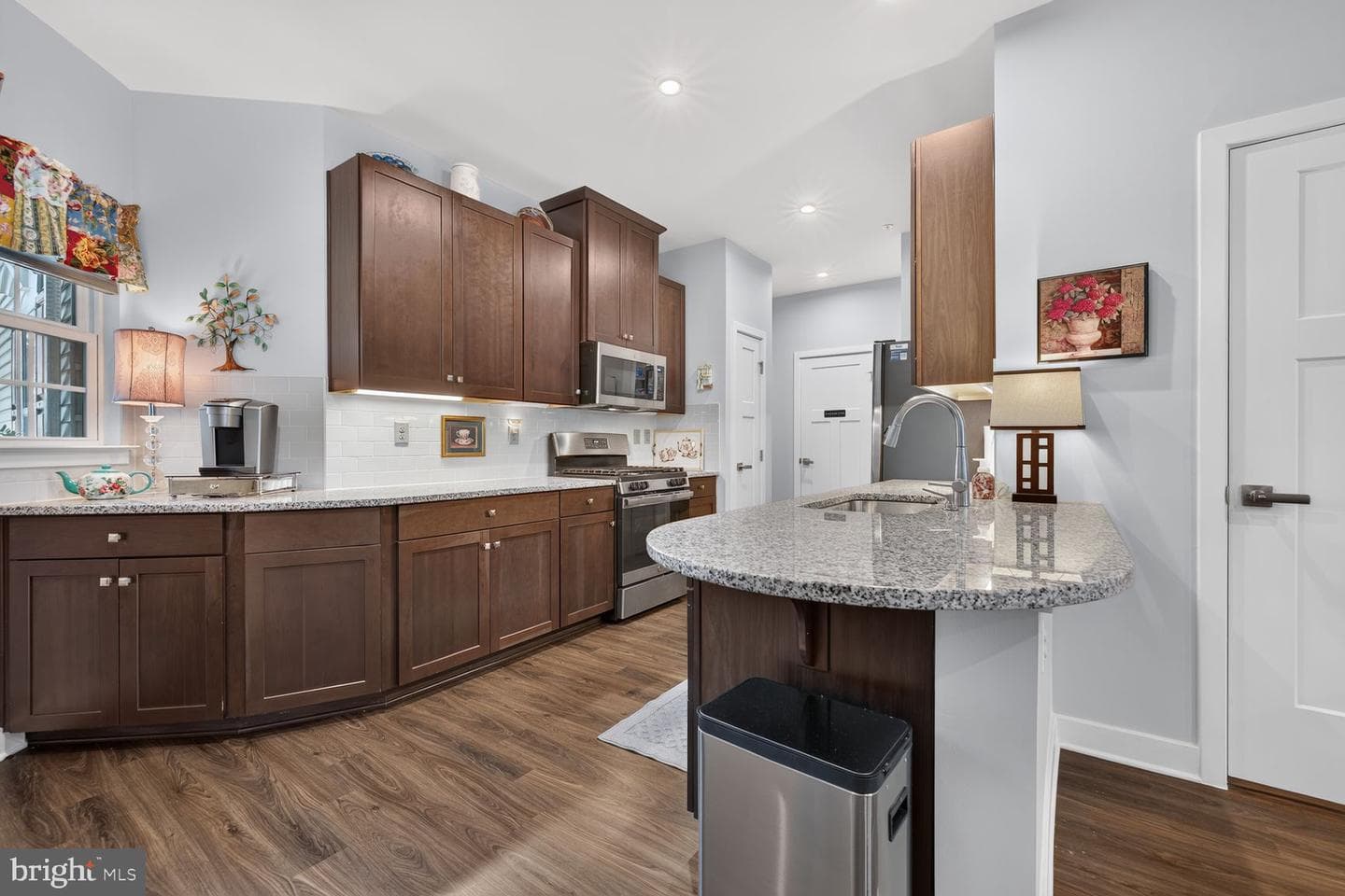 5307 Crape Myrtle Drive photo 6