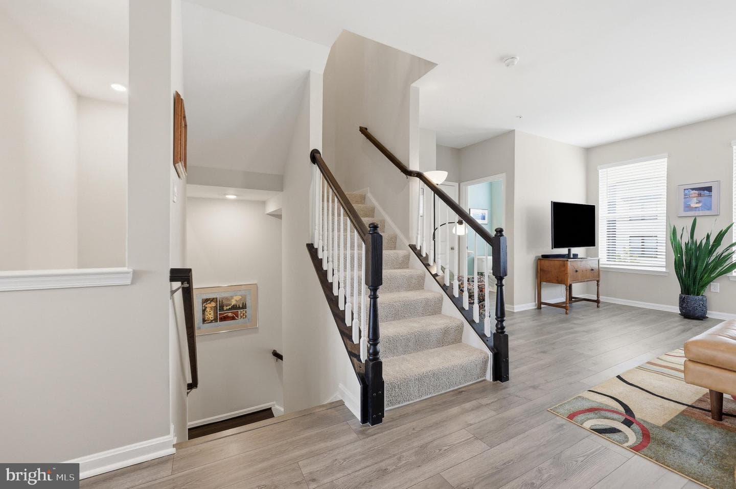 486 Tiller Street photo 19