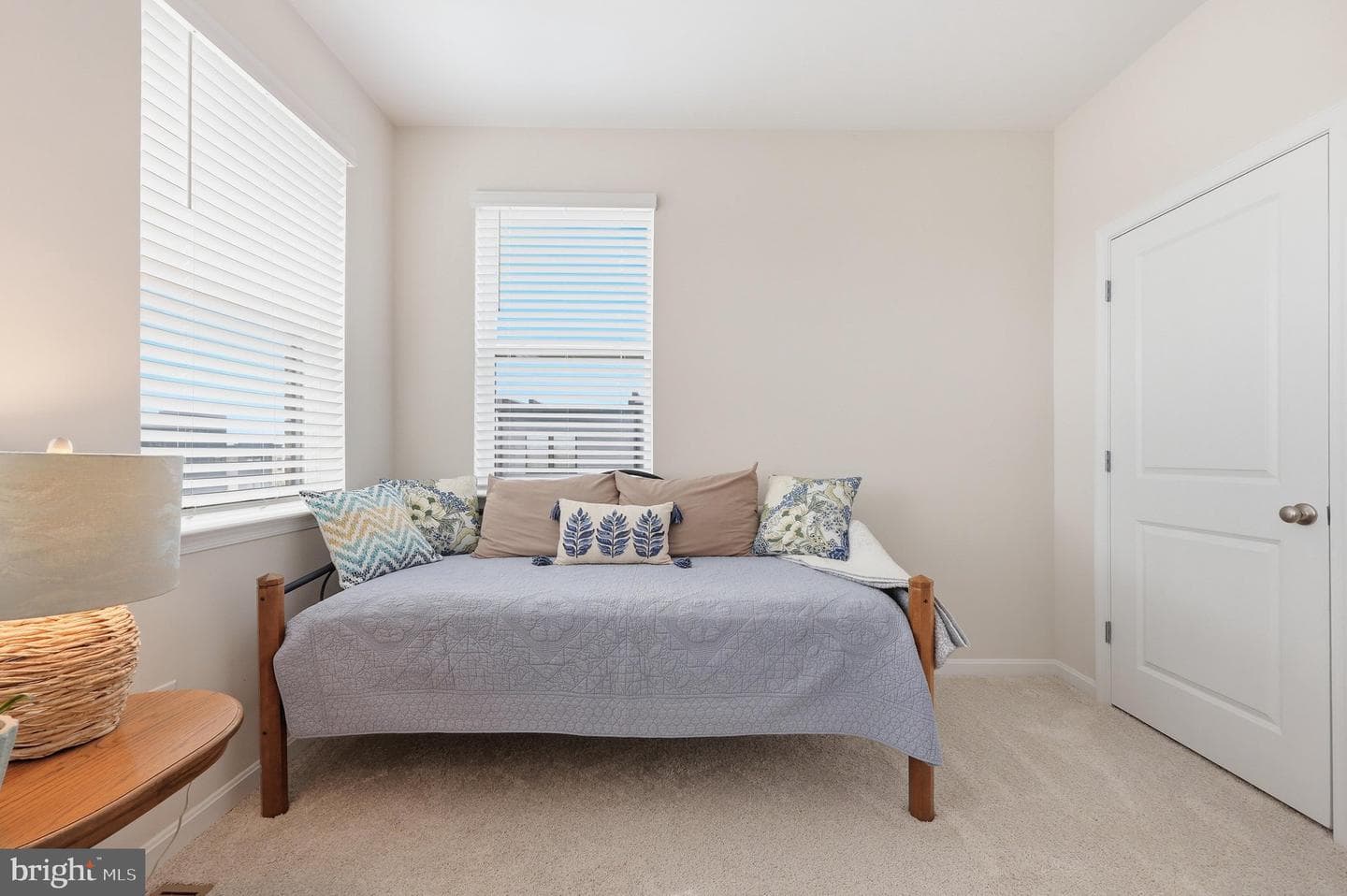 486 Tiller Street photo 30