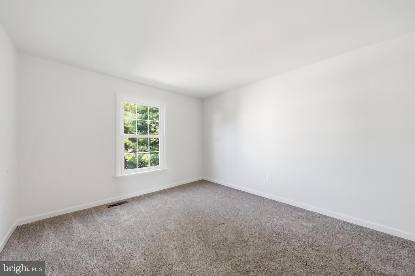 1622 Jennings Court photo 22