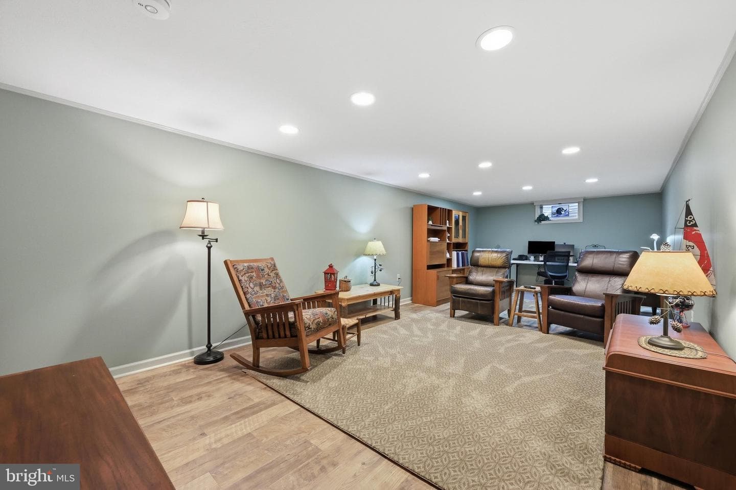 7918 Runnymeade Drive photo 37
